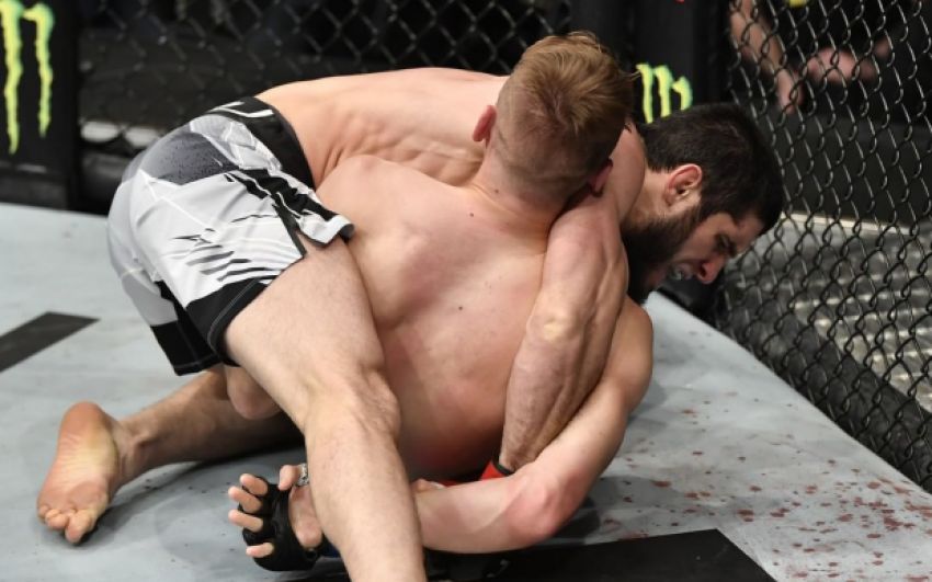 Слова Ислама Махачева после боя с Дэном Хукером на UFC 267