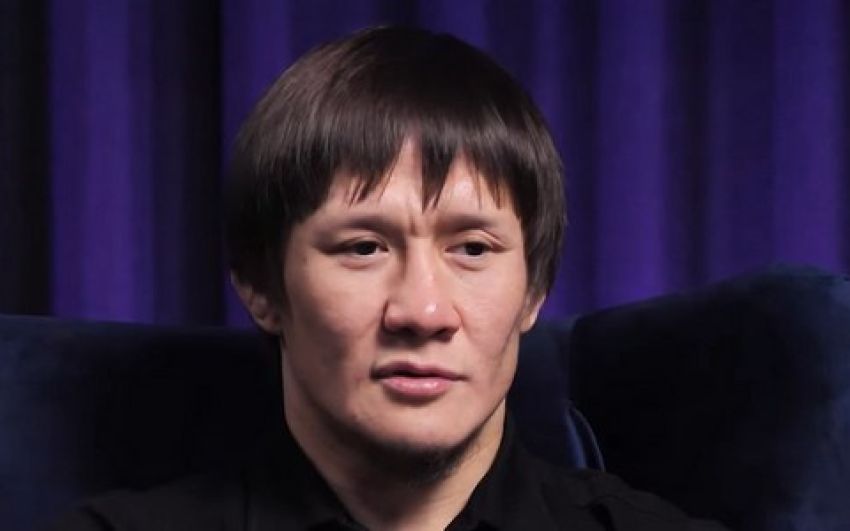 Жумагулов - о своем отдыхе: "Баня и кофе по утрам. Все остальное время я пашу, как лошадь"