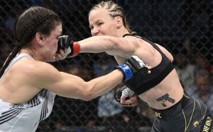 Валентина Шевченко финишировала Лорен Мерфи, в шестой раз защитив титул UFC