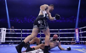 Джонни Фишер уничтожил Алена Бабича за 36 секунд