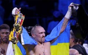 Александр Усик поднялся на две позиции в новом рейтинге P4P от ESPN