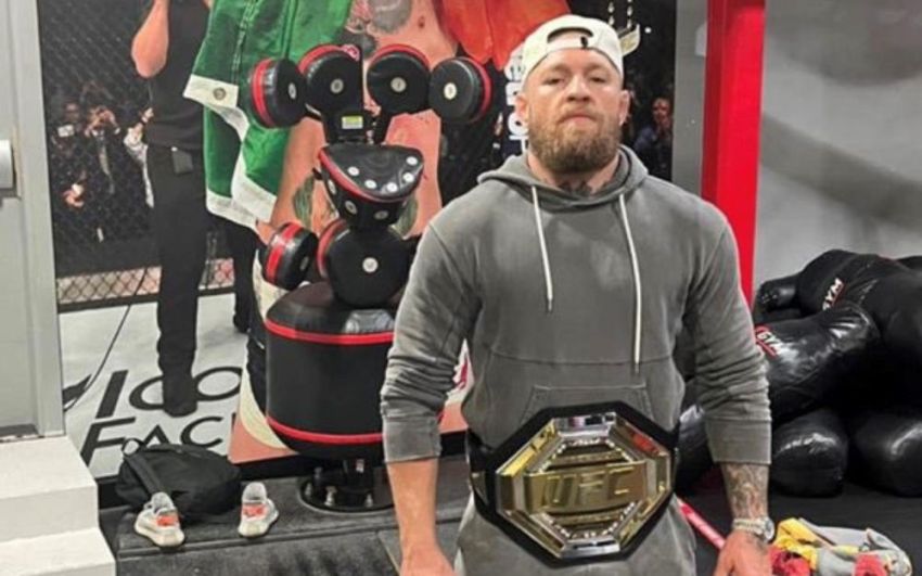 Конор МакГрегор спросил у UFC дату боя с Чарльзом Оливейрой