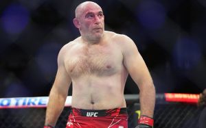 Олейник рассказал, с кем хочет подраться