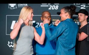 Битва взглядов перед UFC 208