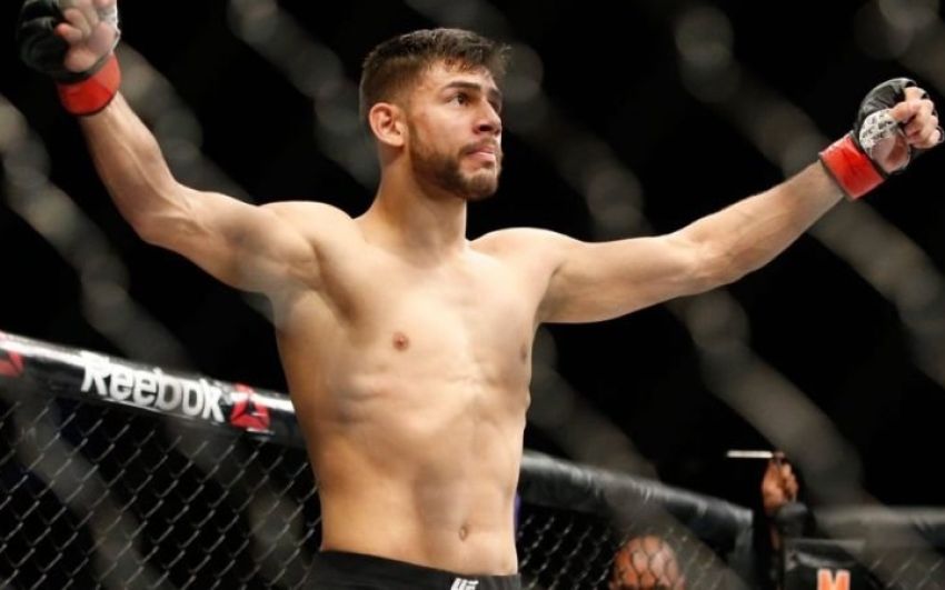 Яир Родригес одолел Джереми Стивенса в ярком поединке на UFC on ESPN 6