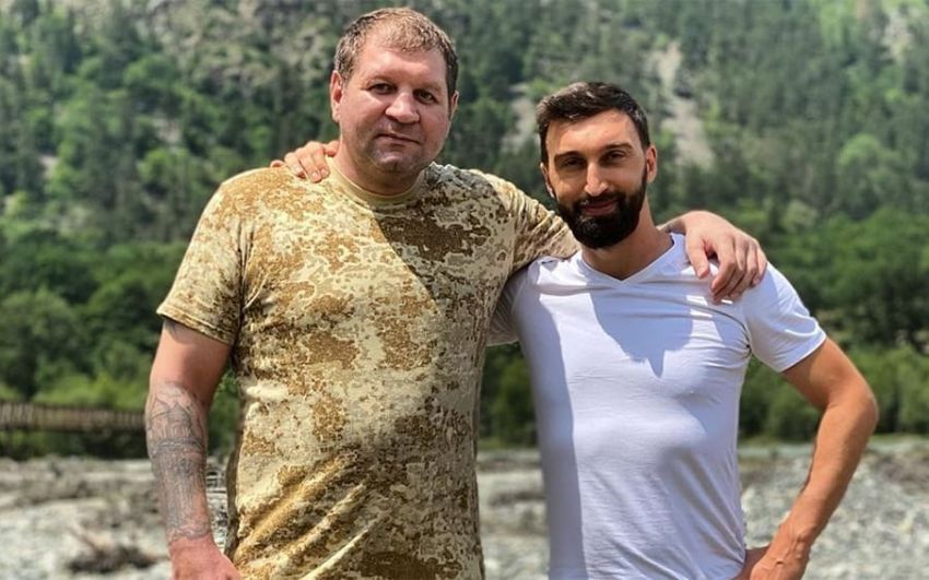 Менеджер Емельяненко прокомментировал заявление Александра по поводу предложения дважды подраться с Харитоновым