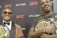 Камару Усман вспоминает день, когда впервые увидел UFC совместно с Джонсом