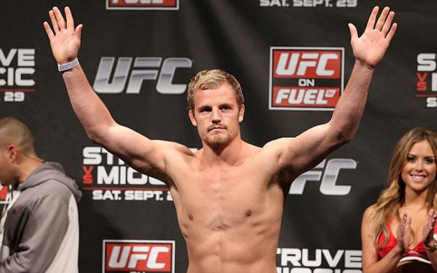 Гуннар Нельсон травмировался и не выступит на турнире UFC Fight Night 130 в Ливерпуле 