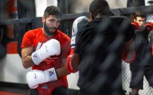 Младший брат Фираса Захаби рассказал о своих ожиданиях от дебюта в UFC 