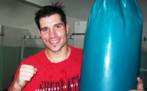 Хейланд: WBC ведёт себя так, словно кроме Головкина, Сауля и Котто никого не существует
