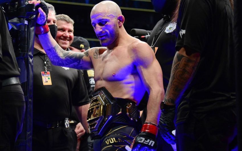 Рейтинг бойцов UFC за октябрь 2021 года