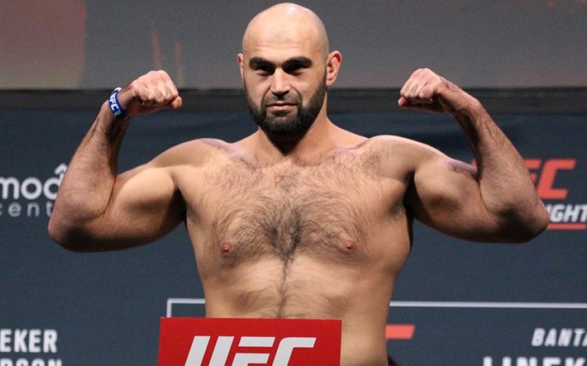 Шамиль Абдурахимов в близком бою победил Андрея Орловского на UFC Fight Night Moscow