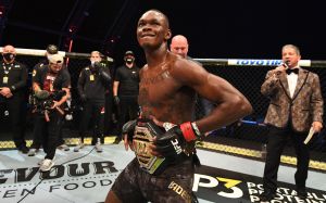 Фото с турнира UFC 253