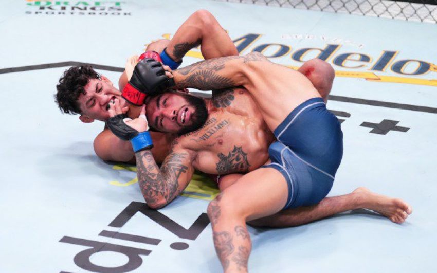 Дана Уайт подписал в UFC 17-летнего мексиканца