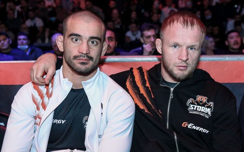 Андрей Корешков резко ответил на критику Сульянова в адрес Шлеменко: "Поведение черта и чепухи"
