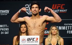 Непобежденный боец UFC Мэнни Бермудес подписал новый контракт