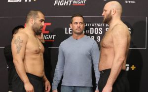 Видео боя Благой Иванов - Бен Ротвелл UFC Fight Night 146