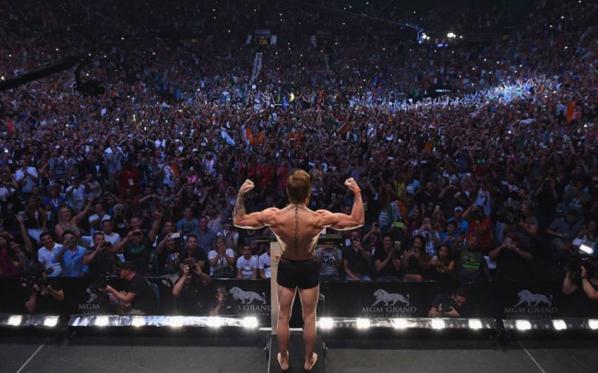 Прямая трансляция - Взвешивание UFC 205 Макгрегор - Альварес