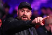 Тайсон Фьюри назвал соперника, с которым хочет подраться, если не договорится с Джошуа