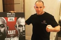 Алексей Олейник приготовил для Марка Ханта несколько сюрпризов