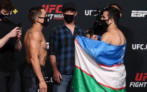 Видео боя Заррух Адашев - Райан Бенуа UFC on ESPN 28