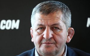 Госпитализированный Абдулманап Нурмагомедов рассказал о своем состоянии здоровья