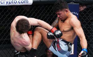 Саид Нурмагомедов проиграл Мартинесу на UFC Fight Night 221
