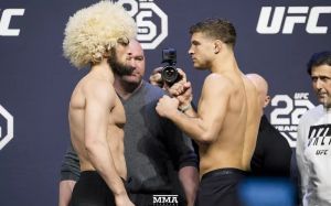 Видео боя Хабиб Нурмагомедов - Эл Яквинта UFC 223