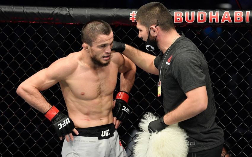 Умар Нурмагомедов подерется с дебютантом UFC из Казахстана
