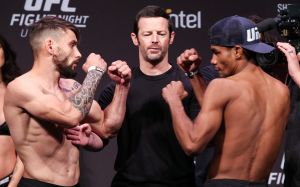 Видео боя Рожерио Бонторин - Раулиан Пэйва UFC Fight Night 156