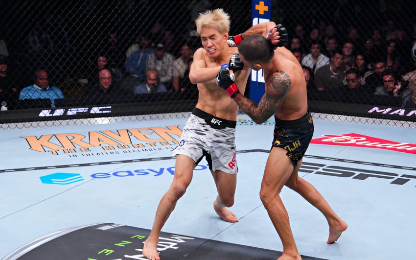 Алешандре Пантожа "задушил" дебютанта Кая Асакуру на UFC 310