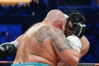 Баходир Джалолов без блеска победил Игоря Шевадзуцкого