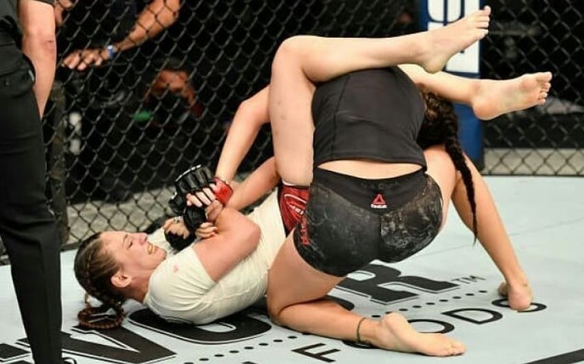 Лиана Джоджуа досрочно победила Диану Бельбиту на UFC on ESPN 13