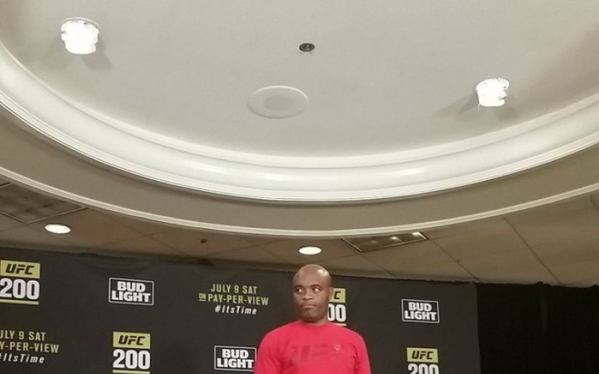 В Лас-Вегасе прошла утренняя церемония взвешивания к UFC 200