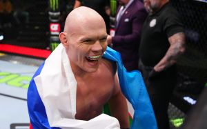 Гуськову предлагали бой через 3 недели после победы на UFC Fight Night 236