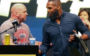 Дана Уайт призывает Джона Джонса рассказать, сколько он заработал в UFC