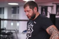Александр Емельяненко провел спарринг с детьми 