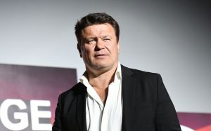 Олег Тактаров показал детское фото и поведал интересные факты о своей жизни