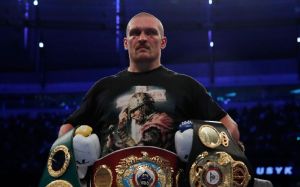 Александр Усик: "За последние четыре дня по Украине выпустили больше 100 ракет"