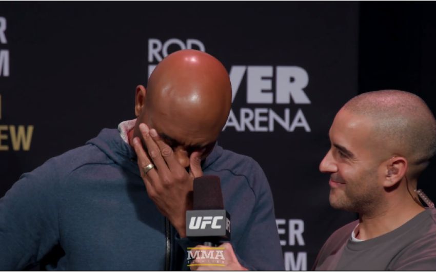 Андерсон Сильва не смог сдержать слез на взвешивании перед шоу UFC 234