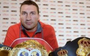 Команды Кличко и Джошуа не могут подписать контракт из-за WBA