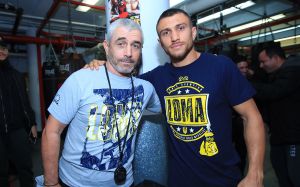 Василий Ломаченко отдал отцу половину гонорара за бой с Кэмпбеллом