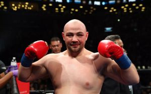 Адам Ковнацки возглавит вечер бокса от PBC, есть дата