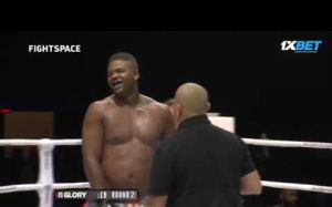 Видео боя Бенджамин Адегбуи - Джафар Уилнис GLORY 58