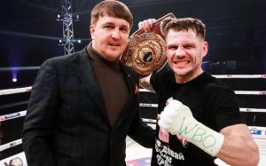 ESPN будет транслировать бой Дениса Беринчика с Чаниевым