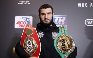 Промоутер Смита: "Я надеюсь, что Бетербиев согласится подраться с Джо"