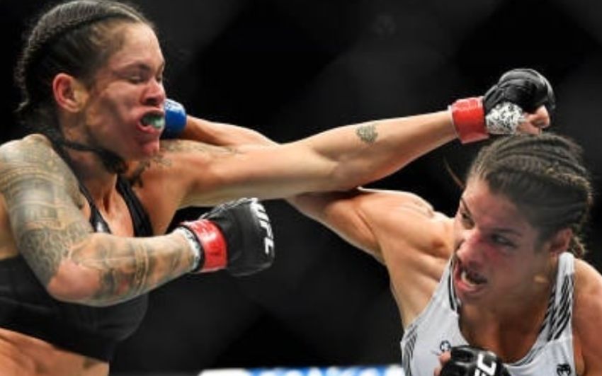 Джулианна Пенья финишировала Аманду Нуньес на UFC 269, завоевав титул в легчайшем весе
