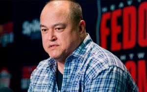 Президент Bellator раскритиковал CSAC за выдачу лицензии Джону Джонсу
