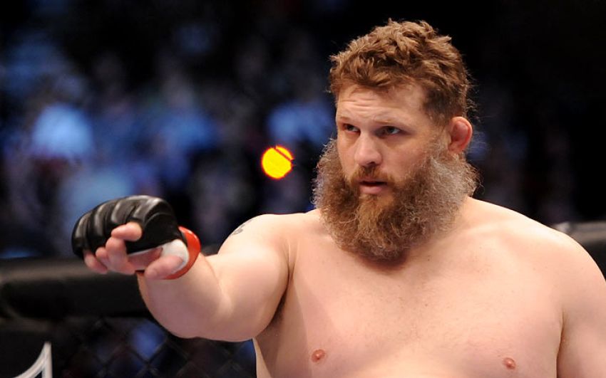 Bellator отказался выплачивать Рою Нельсону гонорар за выступление