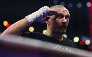 Промоутер Усика отреагировал на слова Александра о том, что он завершит карьеру через два боя
